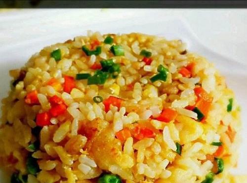 鸭赏黄金蛋炒饭的做法是什么？如何在家轻松制作？