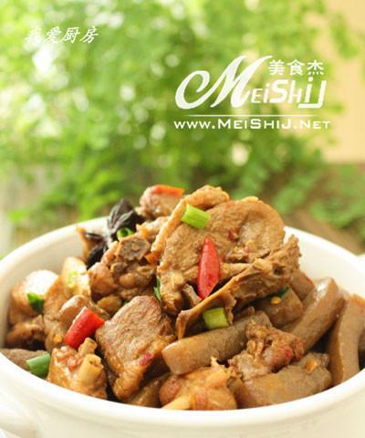 鸭肉磨芋怎么做？有哪些步骤和技巧？
