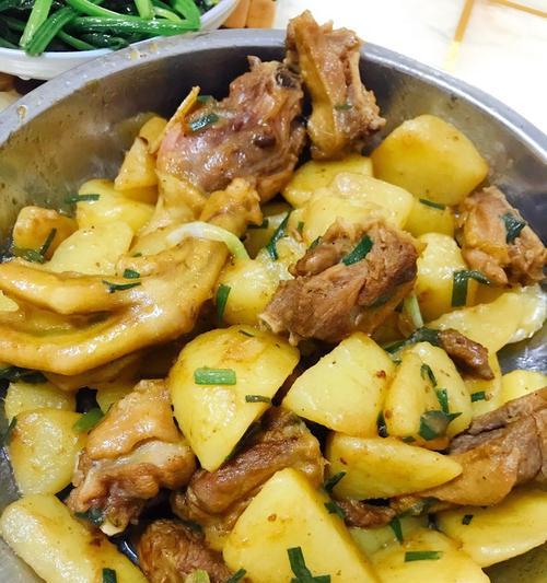鸭肉焖土豆的做法是什么？如何做出美味的鸭肉焖土豆？