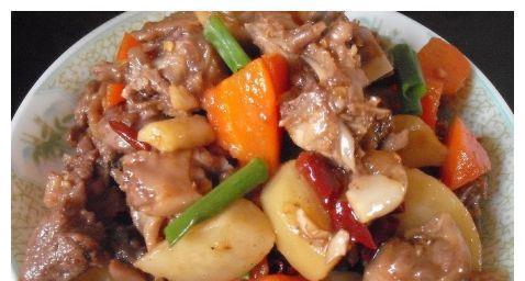 鸭肉焖胡萝卜的做法是什么？步骤详解如何做？