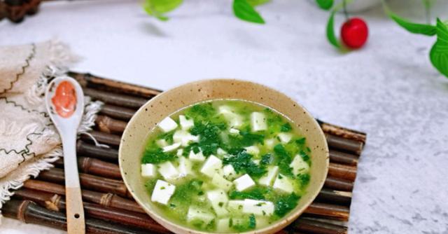 鸭架白玉汤怎么做？有哪些步骤和技巧？