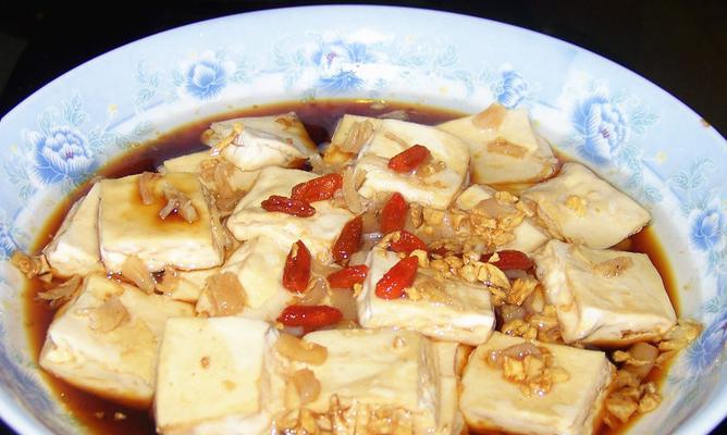 鸭蛋蒸豆腐怎么做？步骤和技巧有哪些？