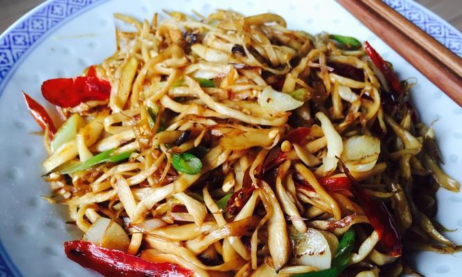 鸭蛋黄焗杏鲍菇怎么做？步骤和技巧有哪些？