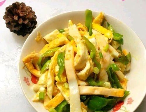 鸭蛋炒青椒的做法是什么？如何炒出鲜嫩可口的鸭蛋青椒？