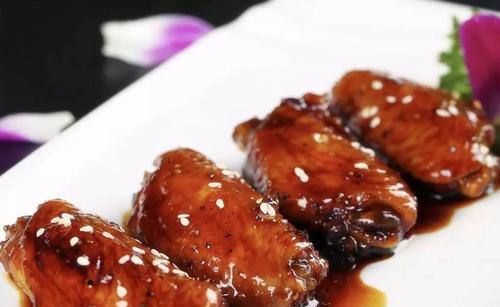 压锅鸡翅的做法是什么？如何在家轻松制作美味压锅鸡翅？