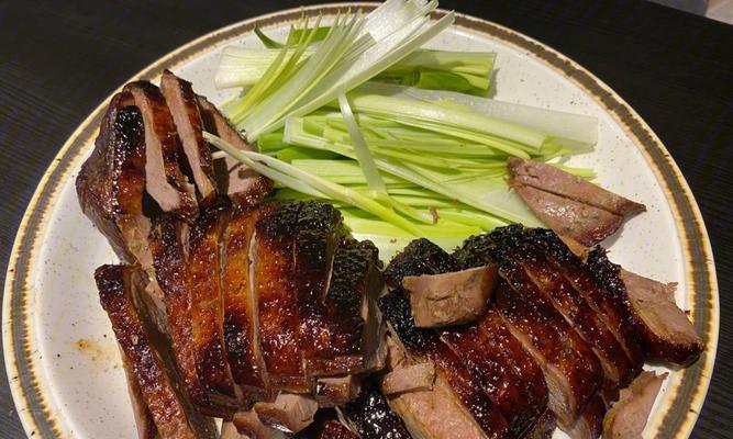 熏肉卷鸭胸肉的做法是什么？步骤详解如何制作？
