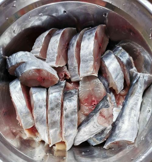 熏煎鲅鱼的做法是什么？如何确保味道鲜美？