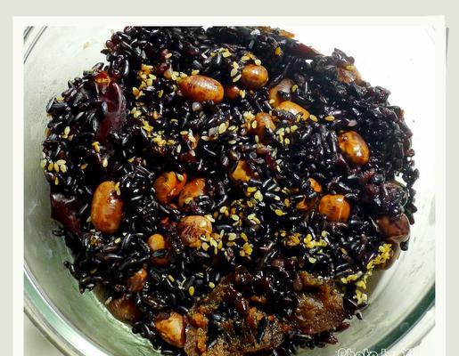 血糯黑米红豆粥怎么做？有哪些健康益处？