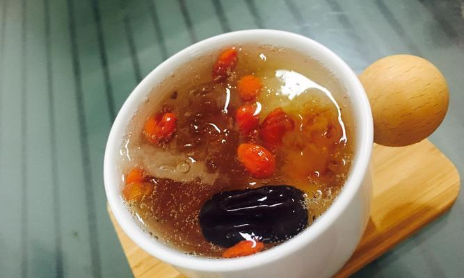 雪燕桃胶皂角羹怎么做？制作步骤和常见问题解答？