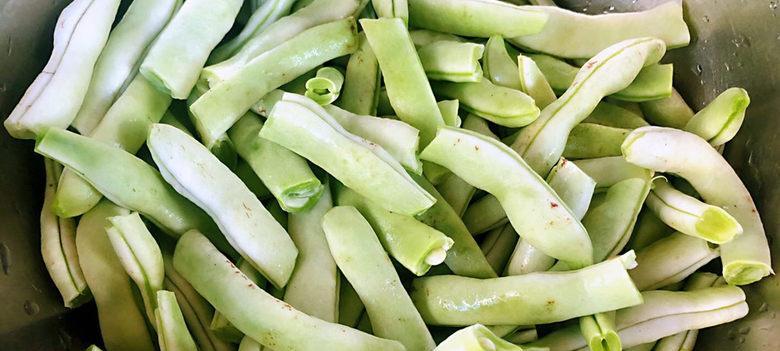 雪四季豆干盒子怎么做？有哪些步骤和技巧？