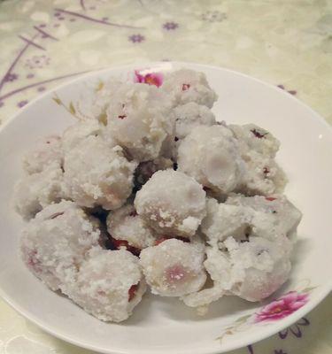 雪球山楂的做法是什么？如何在家轻松制作？