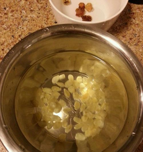 雪莲子桃花泪怎么做？制作过程中常见的问题有哪些？