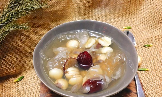 雪莲果银耳糖水怎么做？有哪些健康益处？