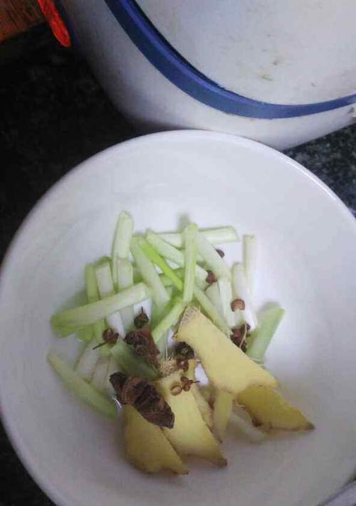 雪莲果煲鸡汤的做法是什么？如何煲出营养又美味的雪莲果鸡汤？