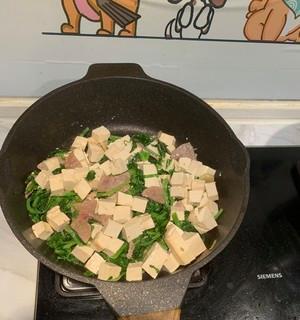 雪里蕻炖豆腐怎么做？步骤和技巧有哪些？