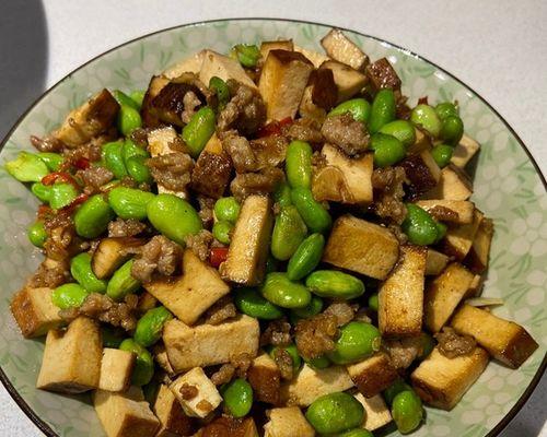 雪里蕻炒肉末毛豆怎么做？步骤和技巧有哪些？