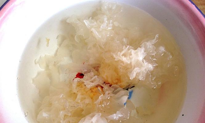 雪梨银耳汤怎么做？有哪些健康益处？