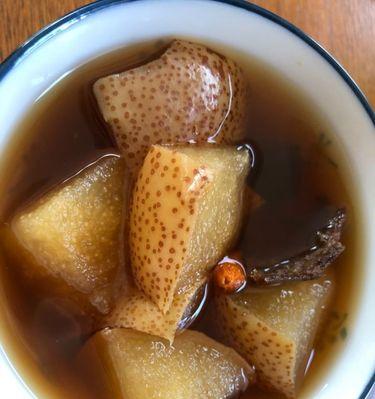 雪梨炖肉怎么做才好吃？有哪些步骤和技巧？
