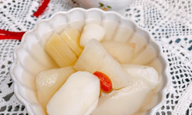 雪梨炖肉怎么做才好吃？有哪些步骤和技巧？