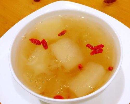 雪梨炖萝卜怎么做？有哪些健康益处？