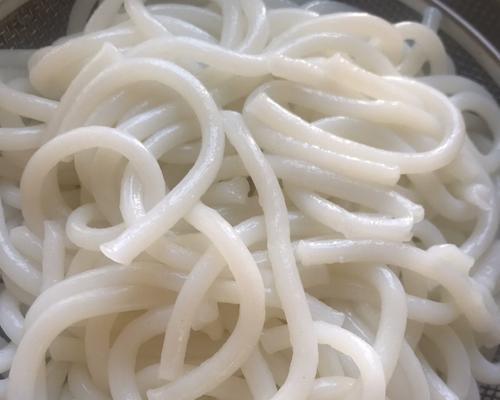 雪花肉米粉怎么做？步骤和技巧有哪些？