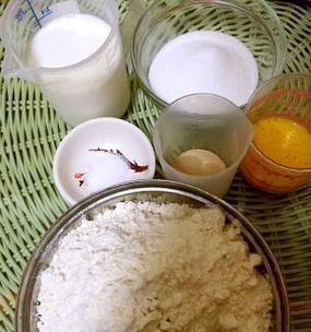 小辫子面包手揉版怎么做？详细步骤和技巧是什么？