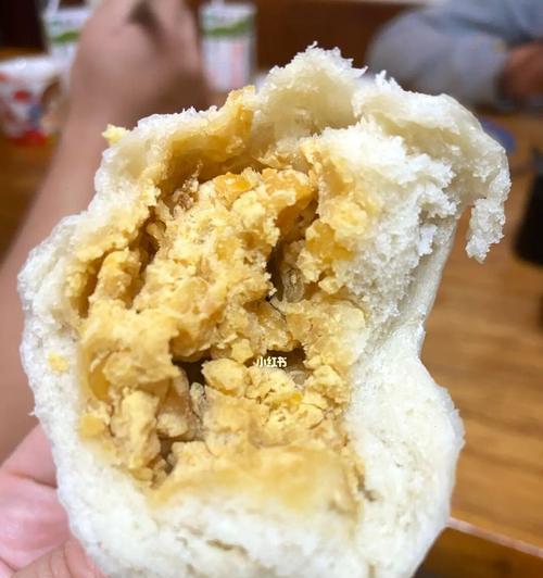 小白兔芝麻松子红糖包怎么做？步骤和技巧有哪些？