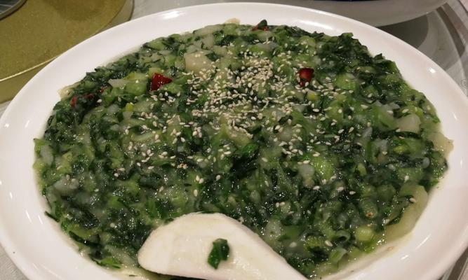 小白菜土豆汤怎么做？有哪些步骤和技巧？
