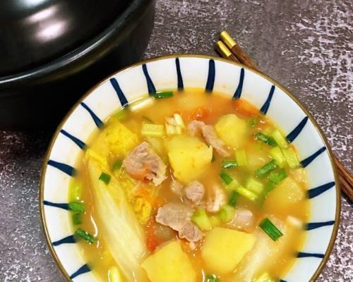 小白菜土豆汤怎么做？有哪些步骤和技巧？