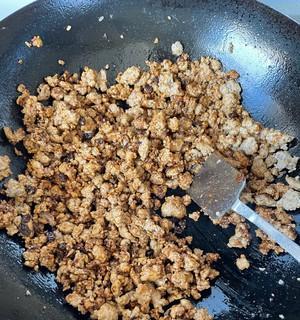 小白菜肉馅包怎么做？步骤和技巧有哪些？