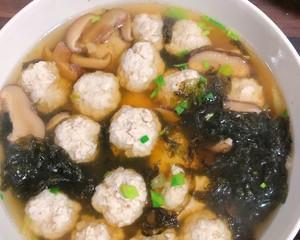 小白菜肉丸地瓜煲怎么做？步骤和技巧是什么？
