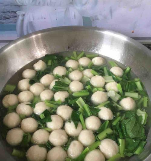 小白菜烩鱼丸的做法是什么？步骤详解及常见问题解答？