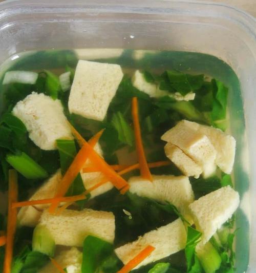 小白菜豆腐汤怎么做？有哪些健康益处？