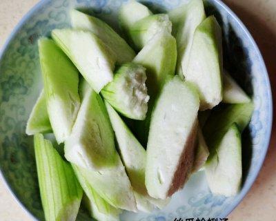 小白菜豆饼白蛤汤怎么做？有哪些步骤和技巧？