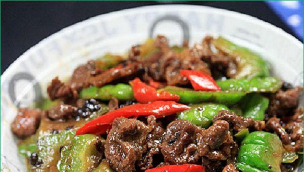 小白菜炒牛肉怎么做？步骤和技巧有哪些？