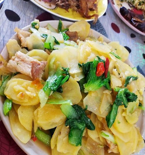 小白菜熬洋芋怎么做？步骤和技巧是什么？