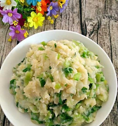 小白菜熬土豆怎么做？步骤和技巧有哪些？