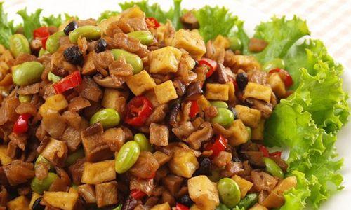 萧山萝卜干毛豆炒仔鸡的做法是什么？步骤详细吗？
