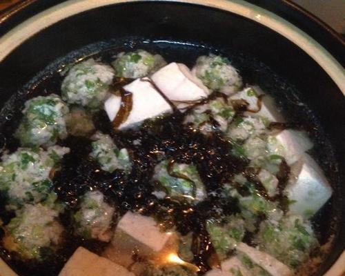 消脂番茄木耳豆腐汤怎么做？有哪些健康益处？