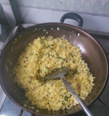 向日葵蛋炒饭的做法是什么？如何做出美味的向日葵蛋炒饭？