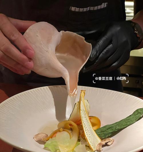 响螺片玉米鸡腿汤怎么做？有哪些步骤和技巧？