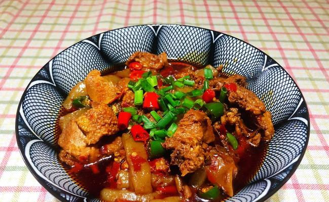 湘味啤酒鸭怎么做？详细步骤和技巧是什么？