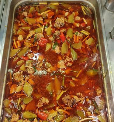 湘味啤酒鸭怎么做？详细步骤和技巧是什么？