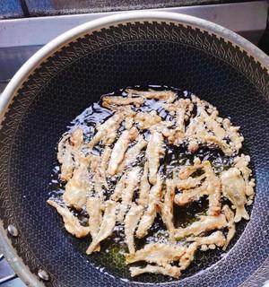 香炸小鱼怎么做才酥脆？详细步骤和常见问题解答？