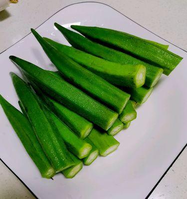 香炸秋葵的做法是什么？如何做出酥脆可口的秋葵？