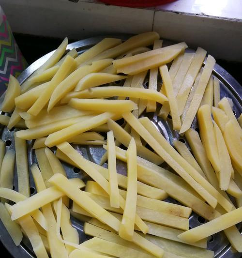 香酥山药薯条怎么做？在家制作的步骤和技巧是什么？