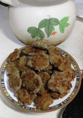 香酥藕饼的做法是什么？如何在家轻松制作？