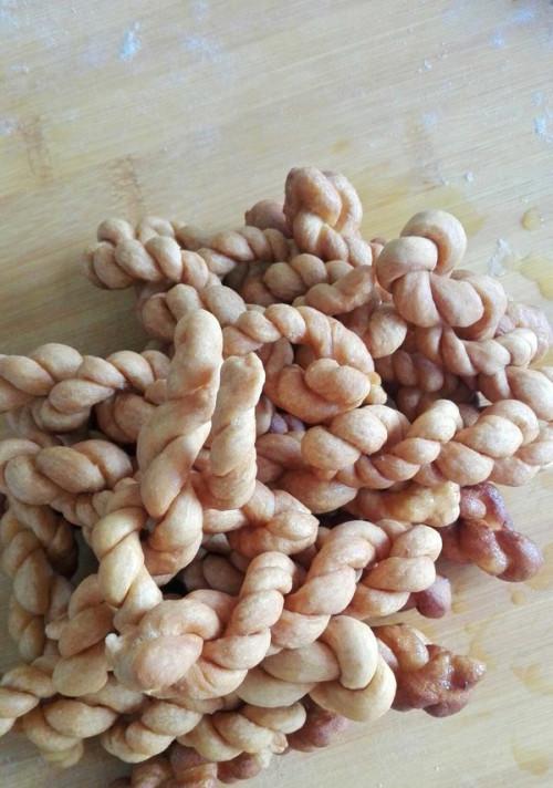 香酥麻花怎么做？详细步骤和常见问题解答？