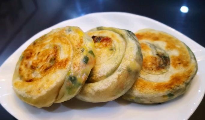 香酥烤肉饼的做法是什么？如何在家轻松制作？