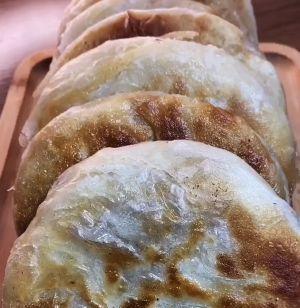 香酥家常烙饼怎么做？具体步骤和技巧有哪些？